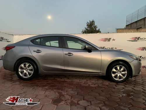 Imagen 6 de 11 de Mazda 3 2015