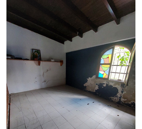 Best House Vende Amplia Casa En La Morita, San Antonio De Los Altos.