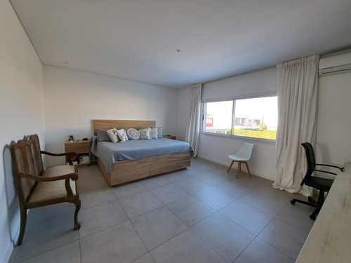 Imagen 16 de 30 de Venta Casa Lote Interno Tipas Nordelta Pileta