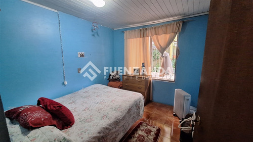 Casa En Venta De 5 Dorm. En Estación Central, Ymg