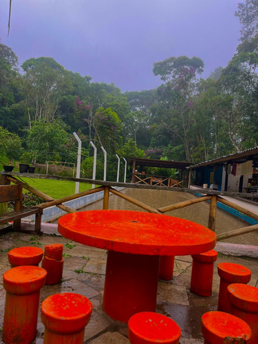 Chácara Piscina, Cachoeira, Salão De Jogos, Churrasqueira