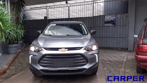 Imagen 2 de 11 de Chevrolet Tracker Ls 2023