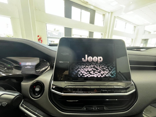 Imagen 12 de 18 de Jeep Compass Longitude 1.3 T270 At6 4x2 (k)