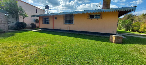 Imagen 24 de 30 de Casa Quinta De 3 Amb. A La Venta En Bº Villa Adriana - Cañuelas