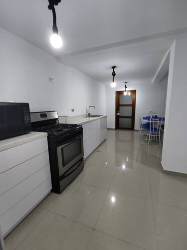 Imagen 3 de 13 de Casa En Alquiler Tucacas