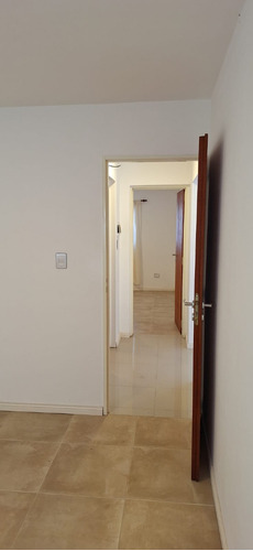 Casa A Estrenar-carpintería (zona Céntrica)