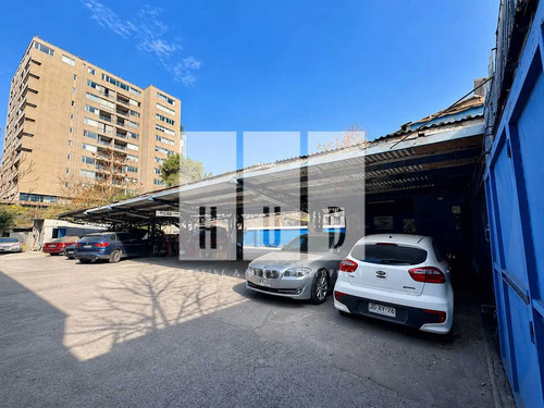Amplio Local Comercial En Pleno Bellavista! (174015)