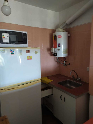 Imagen 10 de 10 de Vendo Departamento De Dos Amb Al Frente C/ Cohera Cubierta!!