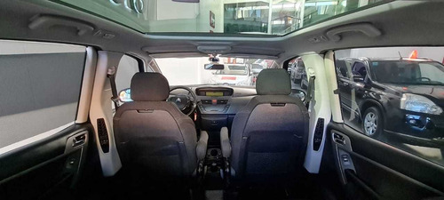 Imagen 13 de 15 de Citroën C4 Picasso 2010 2.0 Bva 143cv