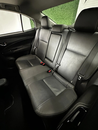 Toyota Yaris 1.5 16V FLEX SEDAN XLS MULTIDRIVE