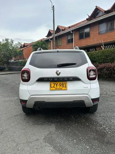 Renault Duster ICONIC MT 1300CC T 4X4