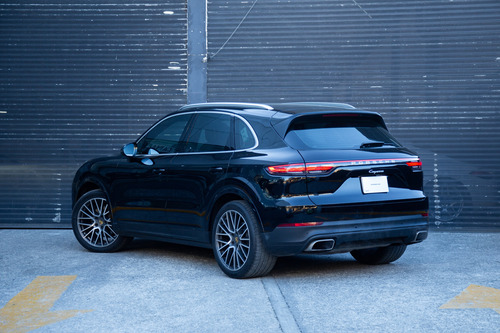 Porsche Cayenne 2022
