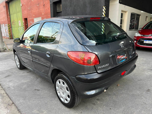 Imagen 8 de 14 de Peugeot 206 2012 1.4 Allure 75cv
