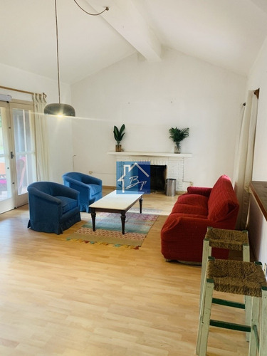 Casa En Venta, Playa Mansa, 3 Dormitorios, Punta Del Este- Ref: 239