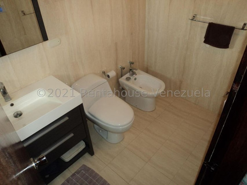 Imagen 12 de 18 de Bella,cómoda Y Amplia Quinta En Venta Santa Paula Mls #22-1622