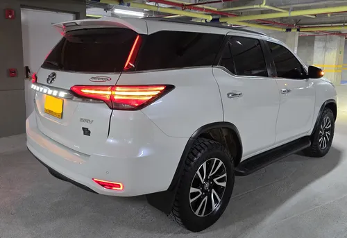 Toyota Fortuner Srv 2.4 4x2 Diesel
