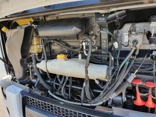 Ford 1319 Ano 2014/2014 Baú Caminhão Toco Baú Com Rampa