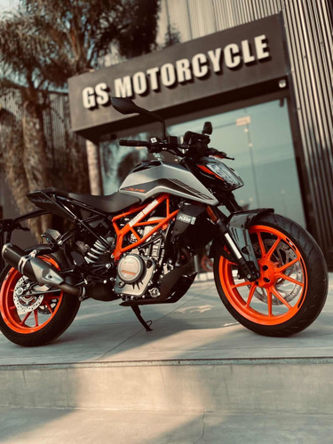 Imagen 5 de 16 de Ktm Duke 390 2023- Credito Bbva