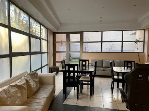 Arriendo Depto 2 Dorm. En Calle Santa Isabel