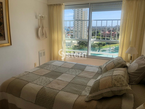 Imagen 19 de 30 de Venta Apartamento 3 Dormitorios Y Dependencia, Playa Mansa, Punta Del Este