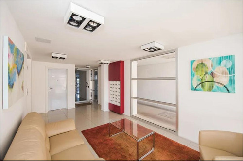 Imagen 2 de 9 de Venta De Apartamento De Dos Dormitorios En Bella Vista Montevideo