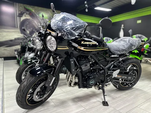 Z900