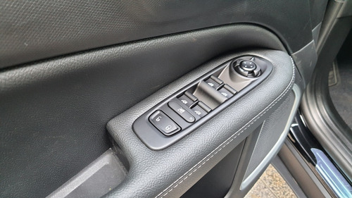 Imagem 9 de 13 de Fiat Toro Volcano 2.0 Turbodiesel 4x4 At9 0km 2022/2022