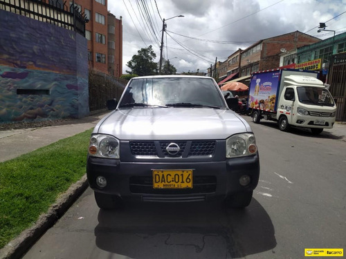 Nissan Frontier D22