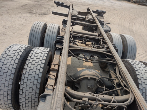 Imagem 5 de 10 de Ford Cargo 2429