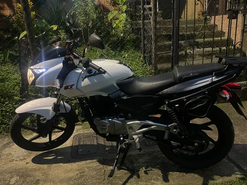 Bajaj Pulsar 180gt