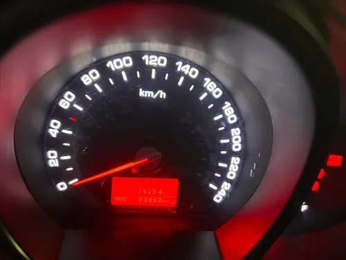 Mazda 2 2010