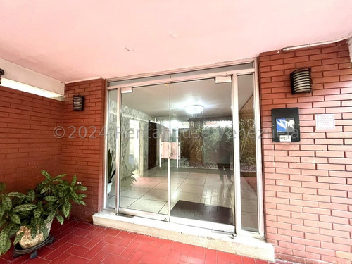 Excelente Apartamento. 25-11596