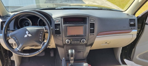 Imagem 10 de 15 de Mitsubishi Pajero Full