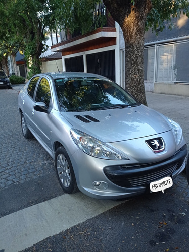 Peugeot 207 1.6 Sedan Feline 106cv