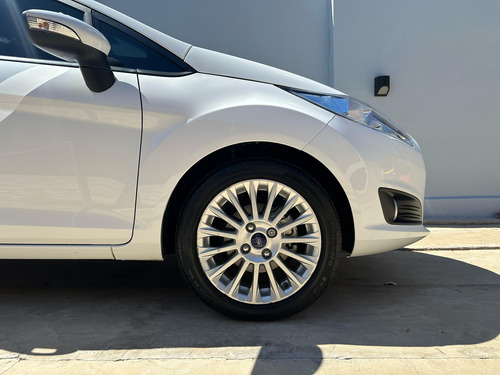 Ford Fiesta Kinetic 1.6 Se Powershift 120cv