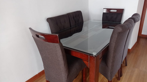 Comedor (mesa Y 6 Sillas) En Perfectas Condiciones