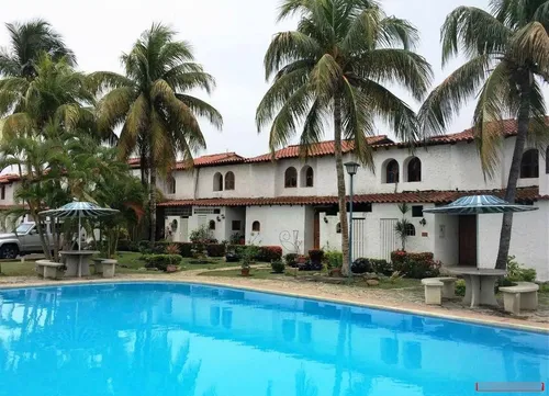 Townhouses En Venta