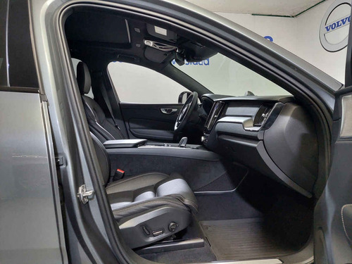 Imagen 12 de 15 de Volvo Xc60 2021 5p Recharge Phev T8 R-design L4/2.0/t Aut