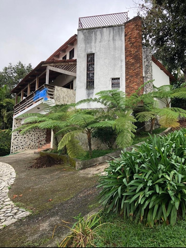 Vendo Casa De Veraneo En La Colonia, San Cristobal