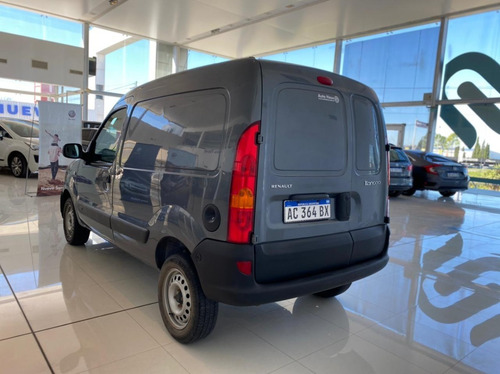 Imagen 3 de 5 de Kangoo Comfort Furgon 2018 80.000km