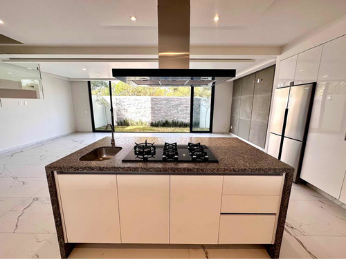 Imagen 7 de 29 de Casa En Venta En Privanza Habitat Zona Solares Zapopan