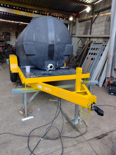 Remolque Con Tanque Nodriza Rotoplas 5000 Lts, Para Agua