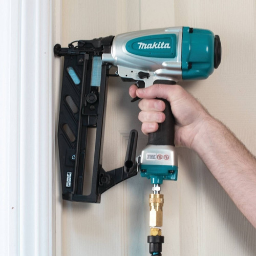 Clavadora Neumatica 1 - 2 1/2 Cap 100 Pzas Af601 Makita
