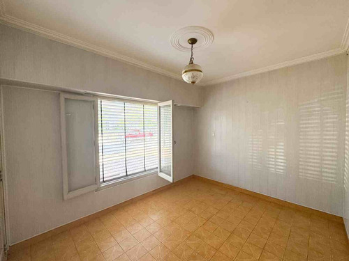 Gran Casa De 2 Dorm Y Jardín En San Jerónimo Norte