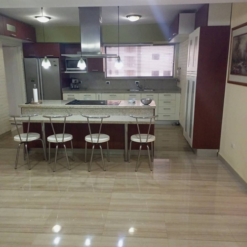 Apartamento En Res. Churún Merú Urb. La Trigaleña Alta Val