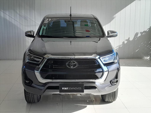 Toyota Hilux 2.8 D-4D TURBO DIESEL CD SRX 4X4 AUTOMÁTICO