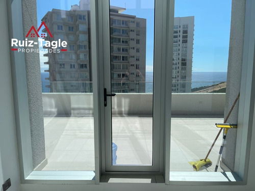 Imagen 11 de 13 de Oficina Tipo Loft. Con Una Gran Vista A Bosques De Montemar