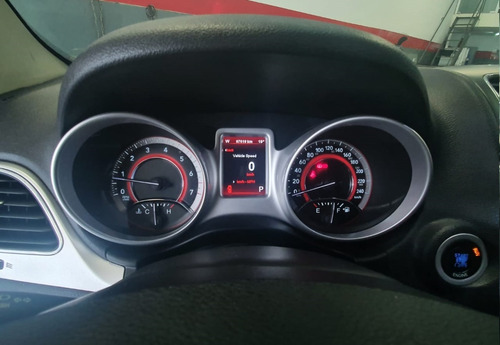 Imagem 6 de 12 de Fiat Freemont Precision 2.4 2012 Automatico 7 Lugares