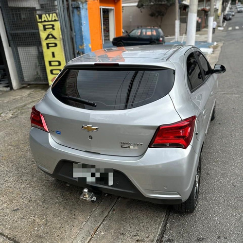 Chevrolet Onix ONIX HATCH LTZ 1.4 8V FLEXPOWER 5P AUT.
