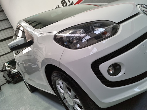 Imagen 4 de 15 de Volkswagen Up! 2017 1.0 High Up! 75cv 3 P